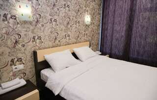 Гостиница Алмаз Новокузнецк Номер комфорт с 1 двуспальной кроватью-9