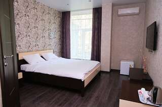 Гостиница Алмаз Новокузнецк Номер комфорт с 1 двуспальной кроватью-6