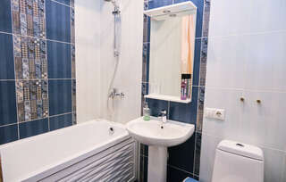 Гостиница Алмаз Новокузнецк 1 номер Полулюкс + диван (душ)-10