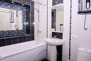 Гостиница Алмаз Новокузнецк Номер полулюкс улучшенный с 1 двуспальной кроватью-7