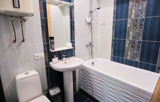 Гостиница Алмаз Новокузнецк 1 номер Полулюкс + диван (душ)-6